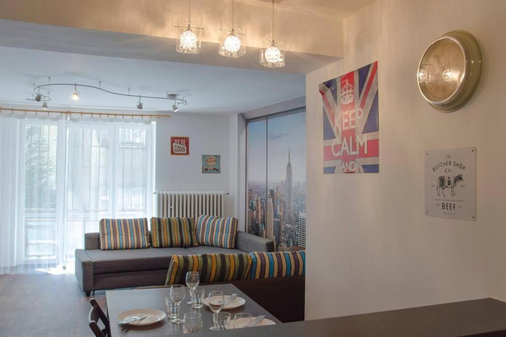 Dlouha Apartment 2Bd Praag Buitenkant foto
