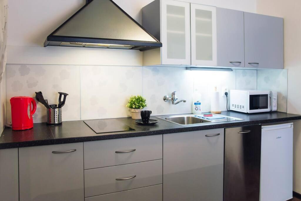 Dlouha Apartment 2Bd Praag Buitenkant foto